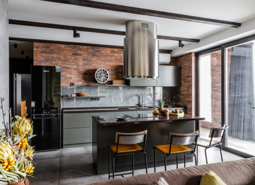 Актуальные идеи дизайна кухни-гостиной в частном доме - лучшие решения для  интерьера от SALON