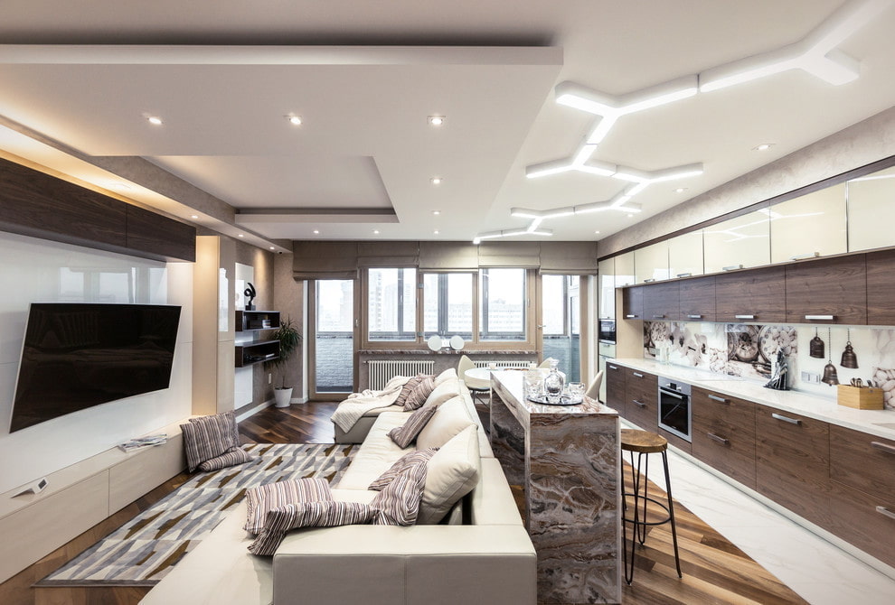 Потолок в кухне, совмещенной с гостиной: дизайн, освещение, современный  стиль - 22 фото