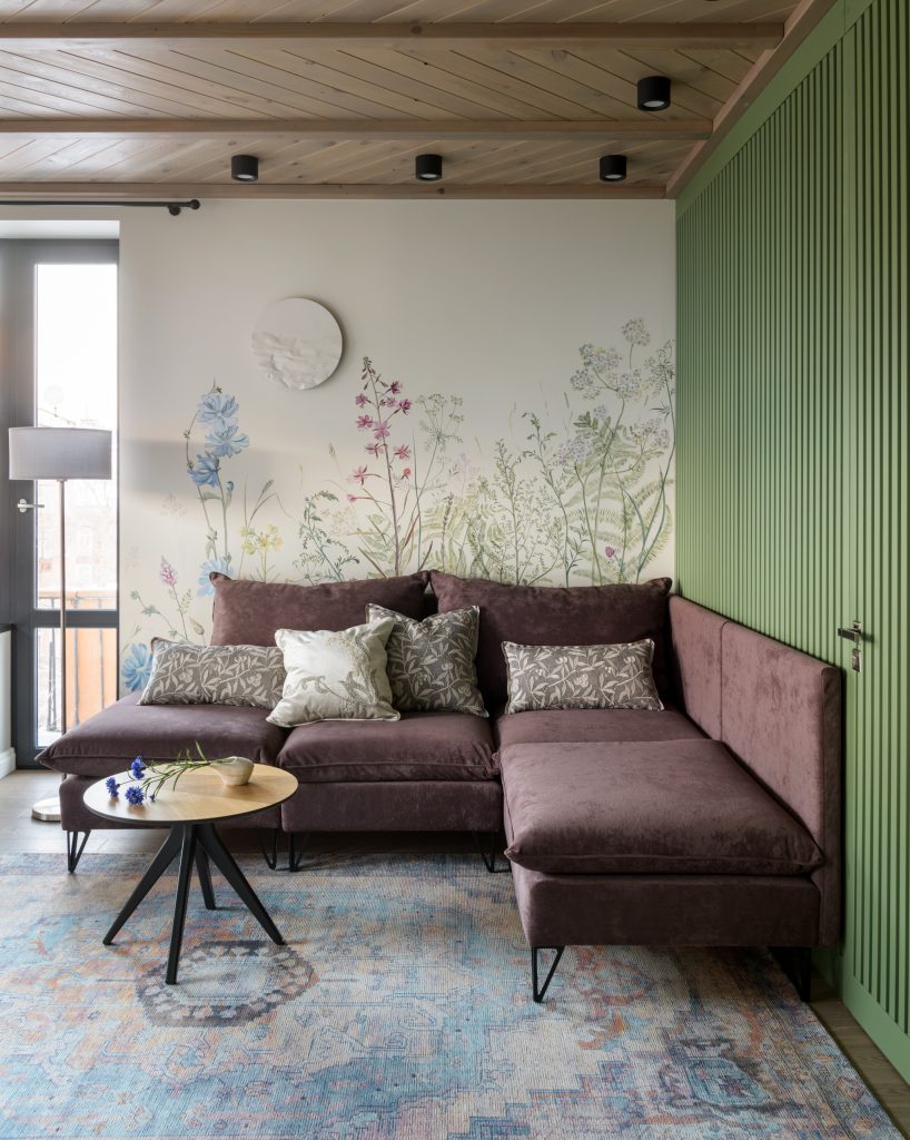 Коричневый диван в интерьере – 135 лучших фото-примеров гостиной с  коричневым диваном