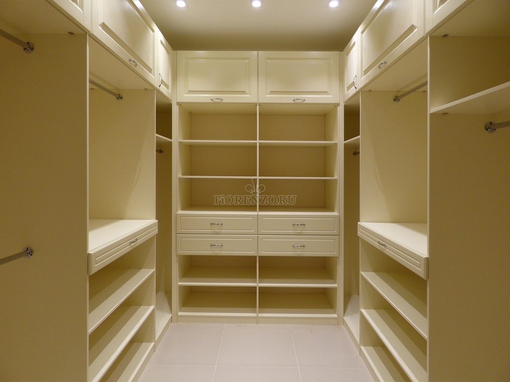 П-образная гардеробная комната «Минден» из МДФ в классическом стиле, Арт.226