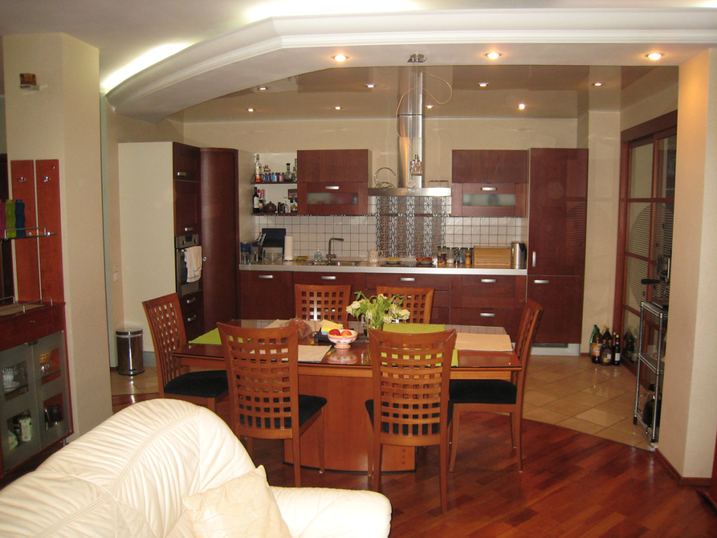Кухня-гостиная (42 фото): дизайн совмещенных помещений разных размеров,  зонирование, видео и фото