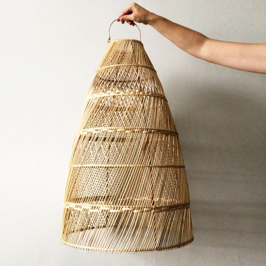 Купить плетеный абажур из ротанга АГУНГ с острова Бали | CARAVANNA.RU -  интернет-магазин декора ручной работы со всего Мира