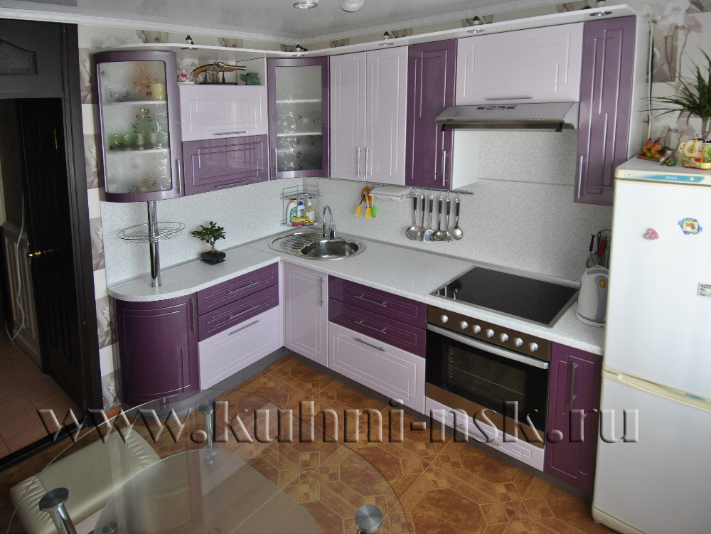 Фиолетовые кухни. Реальные фото в квартирах. Советы и рекомендации.