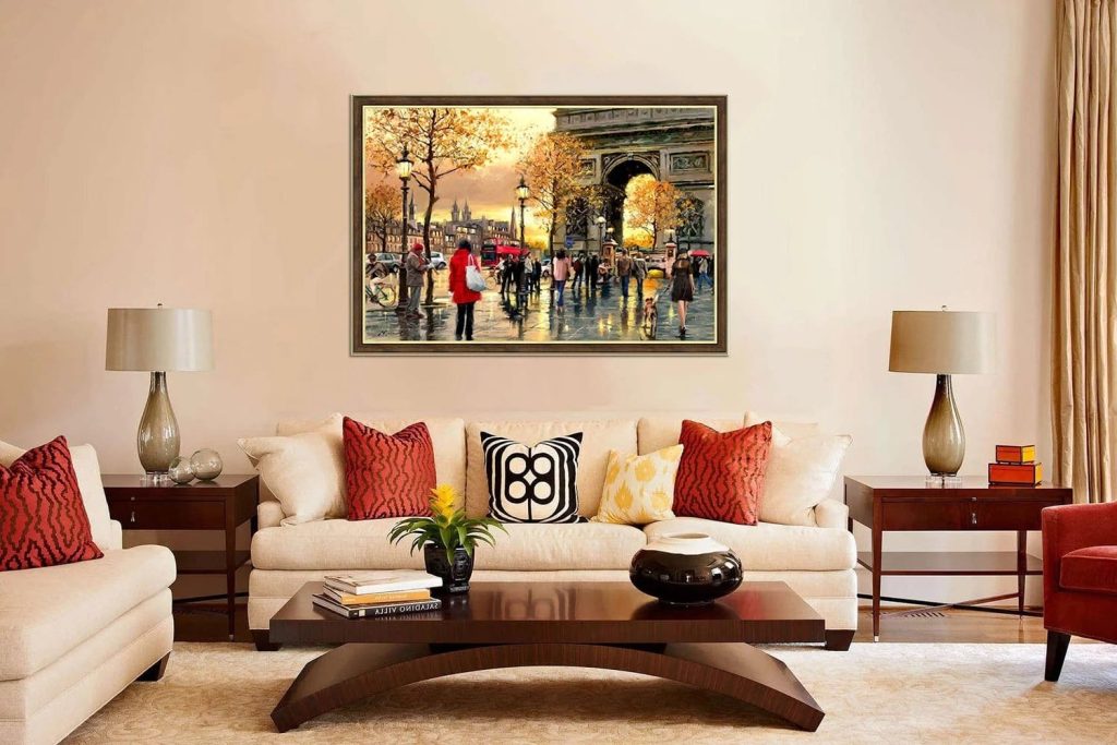 Картины в гостиную в современном и классических стилях, фото интерьеров