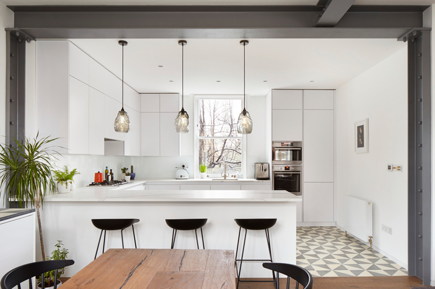 Дизайн кухни-гостиной (85 фото): идеи интерьера кухни, совмещенной с  гостиной