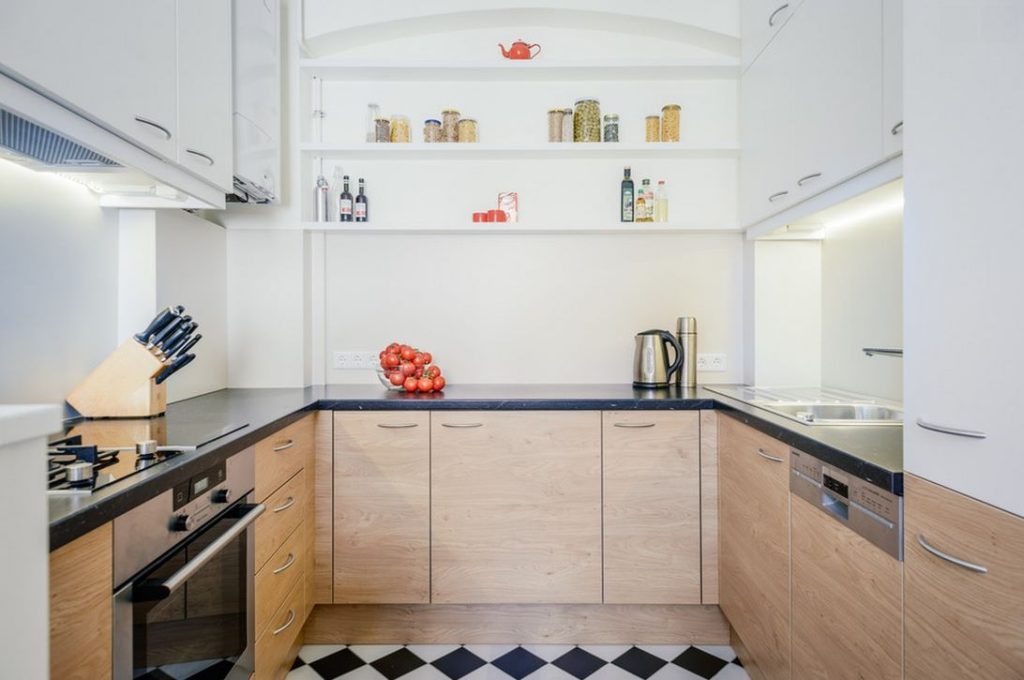 6 советов по дизайну кухни без окна