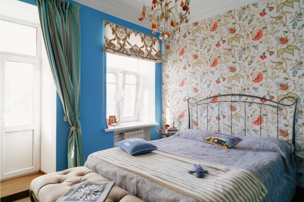 Комбинированные обои для спальни: 100 фото стильных идей сочетаний