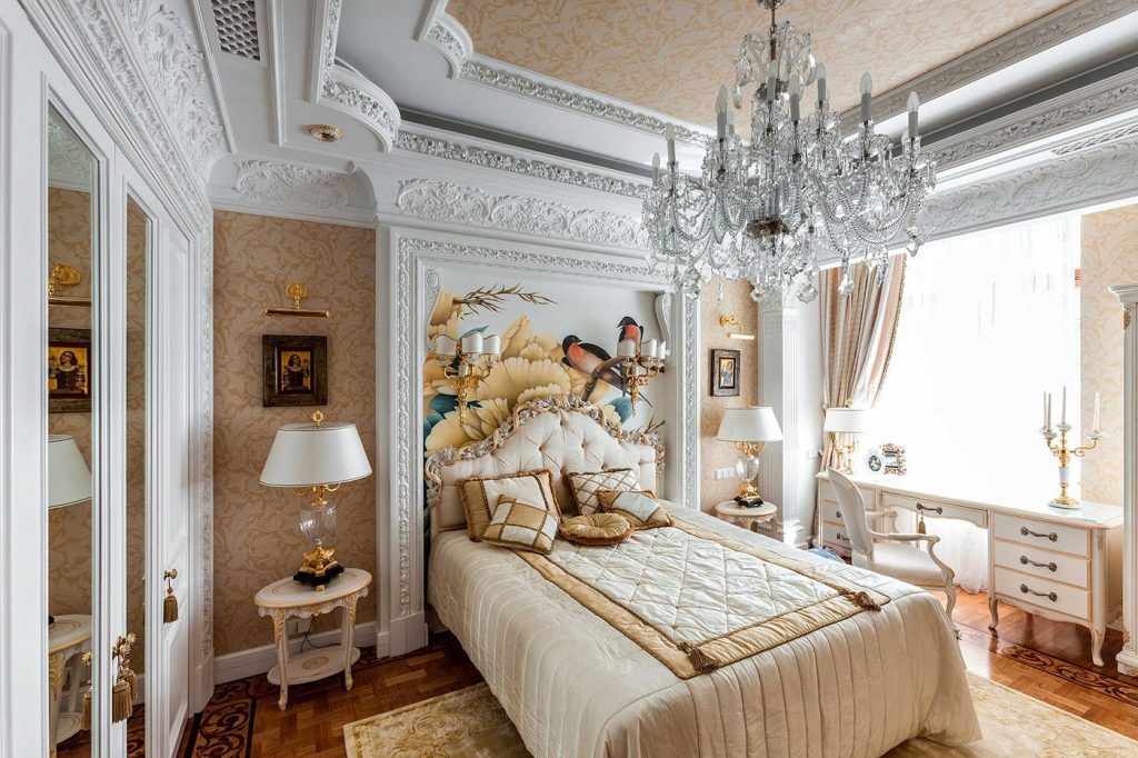 Мебель для спальни в классическом стиле: шкаф, светильники и другие варианты,  фото