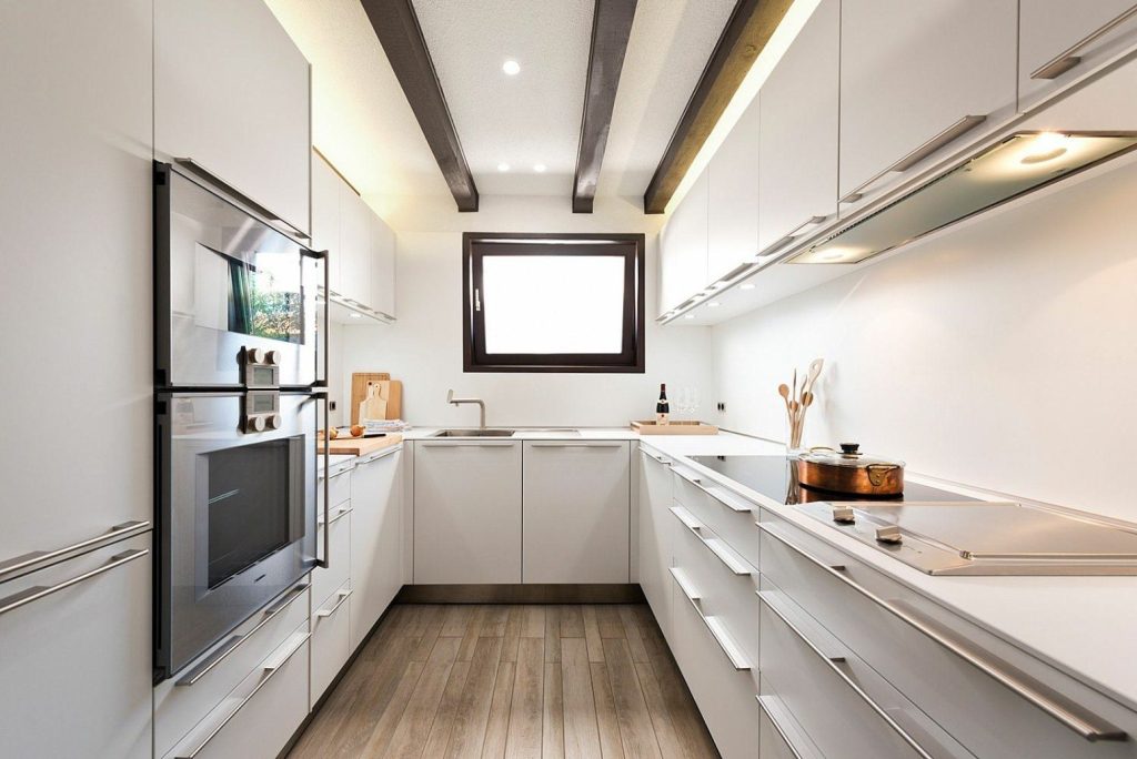 Удлиненная кухня дизайн (41 фото) - красивые картинки и HD фото