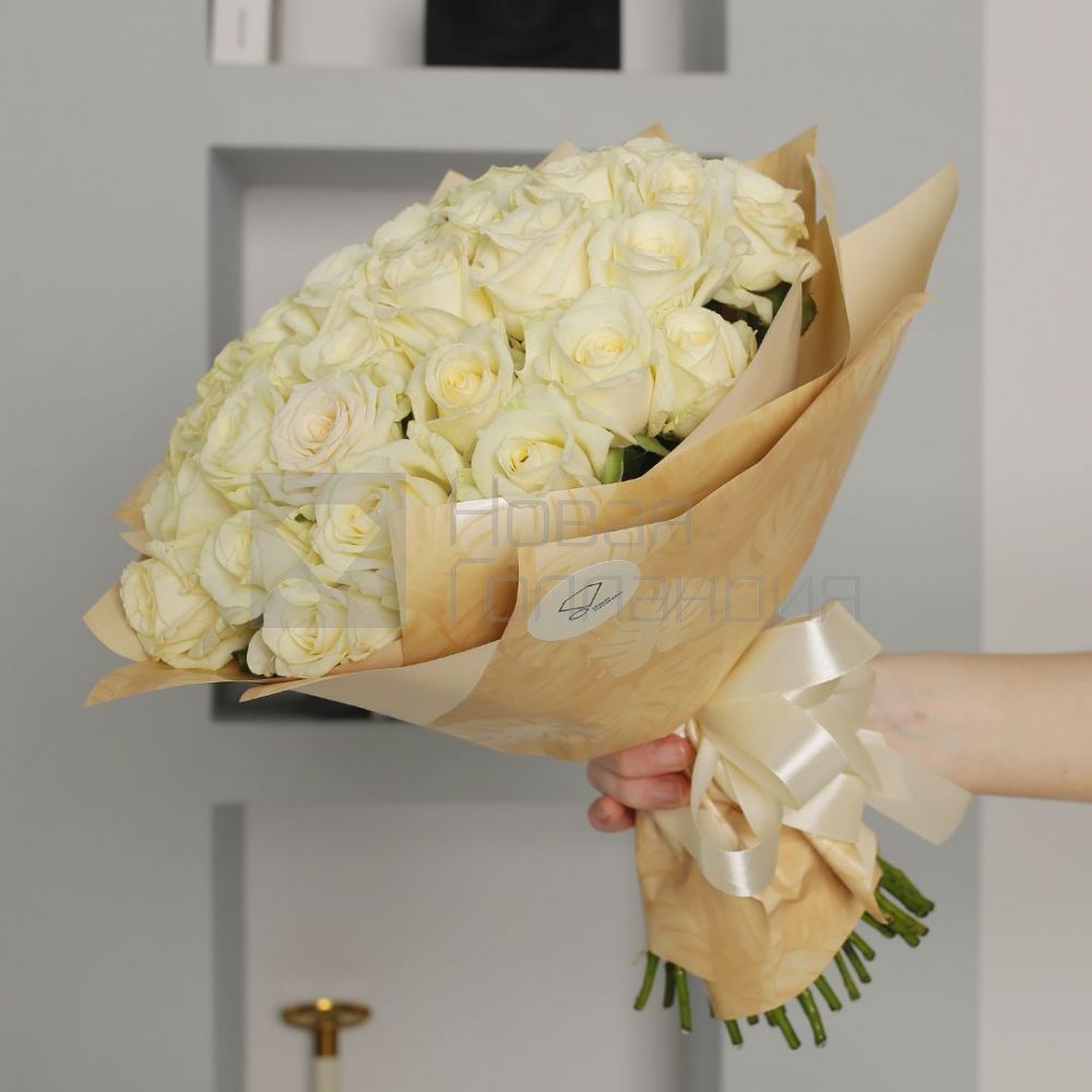 Букет 51 белая роза 35см - заказать с доставкой в Санкт-Петербурге, купить  букет