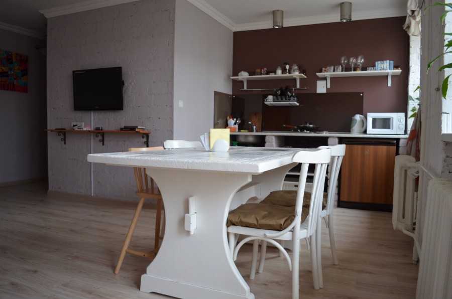 Дизайн кухни-гостиной 17 кв. м: фото с зонированием интерьера, идеи  планировки