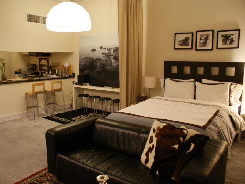 Дизайн гостиной-спальни - 80 фото вариантов совмещения интерьера