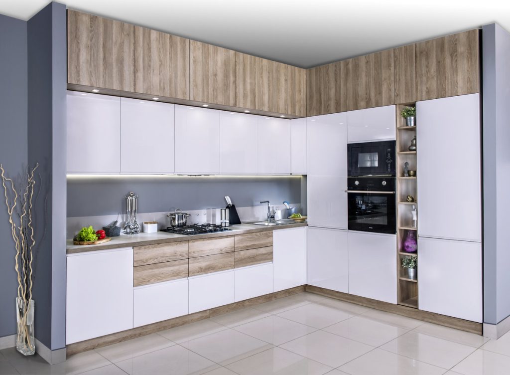 Кухня Норд в стиле минимализм с светлыми панелями из МДФ | КухниСпаркс ⭐