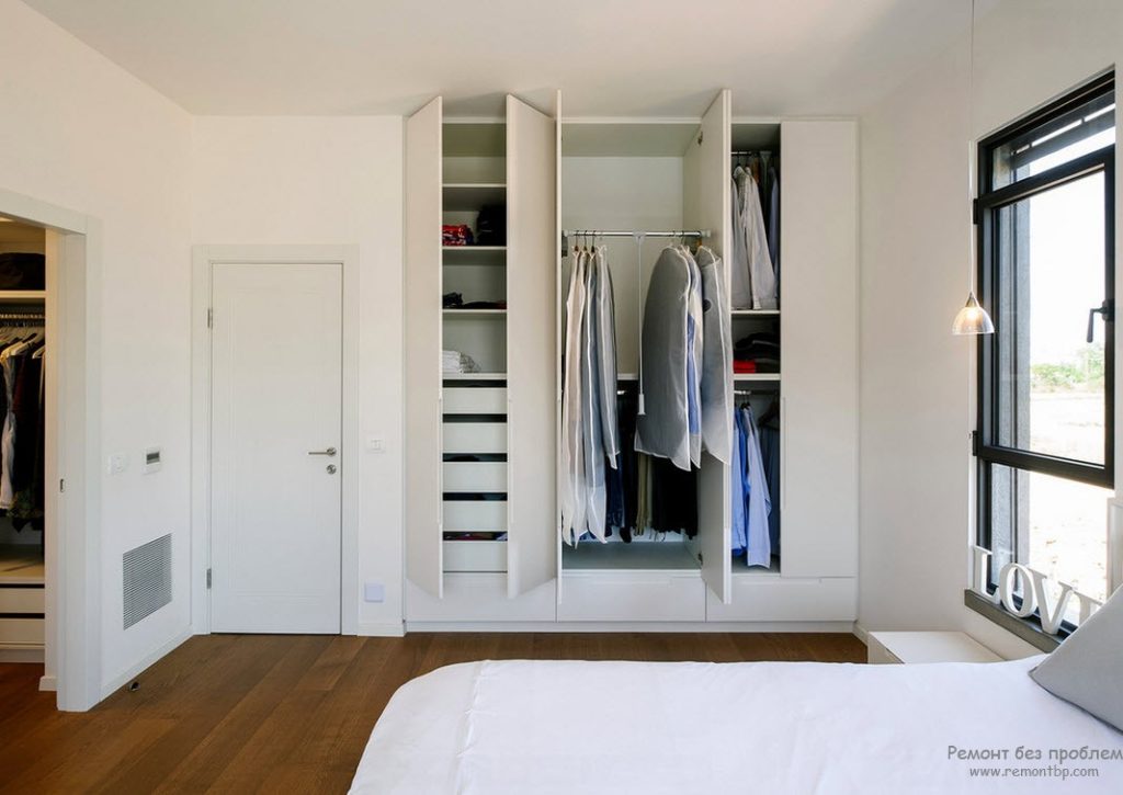 Гардеробная в спальне (100 фото): дизайн спальни с гардеробной и варианты  планировки